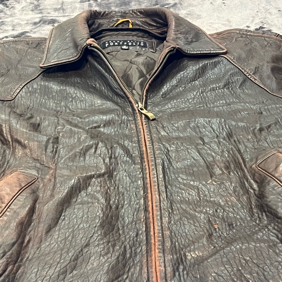 Perry Ellis Leather Jacket - Medium - Picture 5 of 13